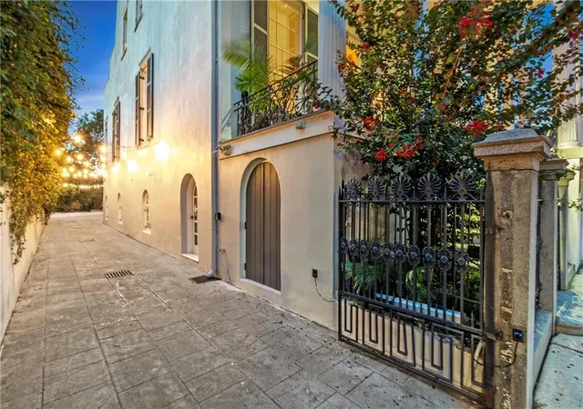 Photo 3 of Mansion for sale at 521 Dauphine St, New Orleans, LA 70112 | MLS# 2573199 | Listing updated on 2026-08-19