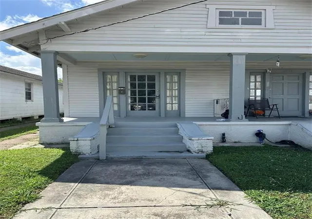 Multi family home for sale at 2909-15 Hollygrove St, New Orleans, LA 70118 | MLS# 2573302