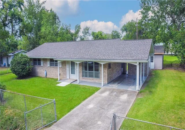 Photo 1 of Single family home for sale at 275 E 12th Street, Reserve, LA 70084 | MLS# 2573309 | Listing updated on 2026-08-19
