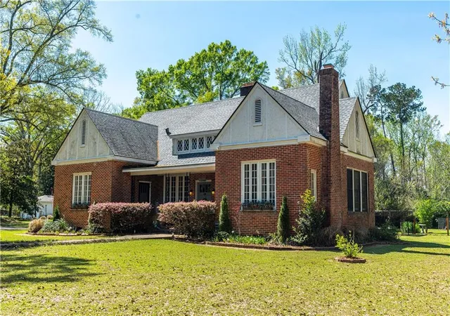 Photo 2 of Single family home for sale at 525 N Laurel St, Amite, LA 70422 | MLS# 2573260 | Listing updated on 2026-08-19