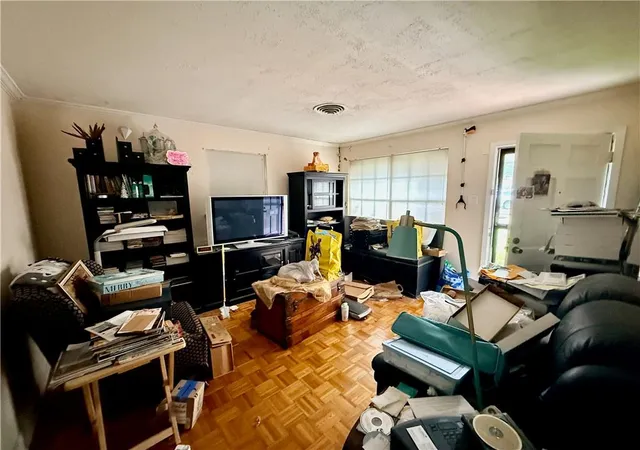 Photo 2 of Single family home for sale at 3112 Metairie Ct, Metairie, LA 70002 | MLS# 2573341 | Listing updated on 2026-08-22