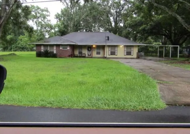 1st image of 542 Ray Weiland Dr, Baker, LA 70714 | MLS# 2573353