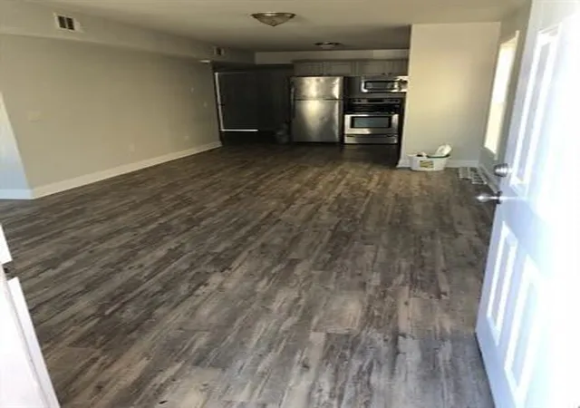 Listing Photo 4 - Condo for sale in building located at 4312 14 Banks St, New Orleans, LA 70119