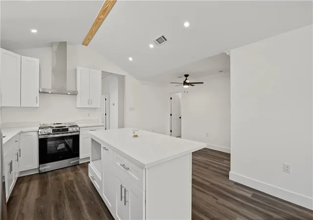 Photo 2 of Single family home for sale at 587 W Easy St, Destrehan, LA 70047 | MLS# 2573370 | Listing updated on 2026-08-20