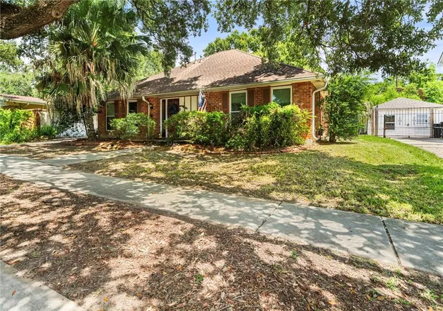 Photo 2 of Sale Pending at 5220 Macarthur Blvd, New Orleans, LA 70131 | MLS# 2573382 | Listing updated on 2026-08-25