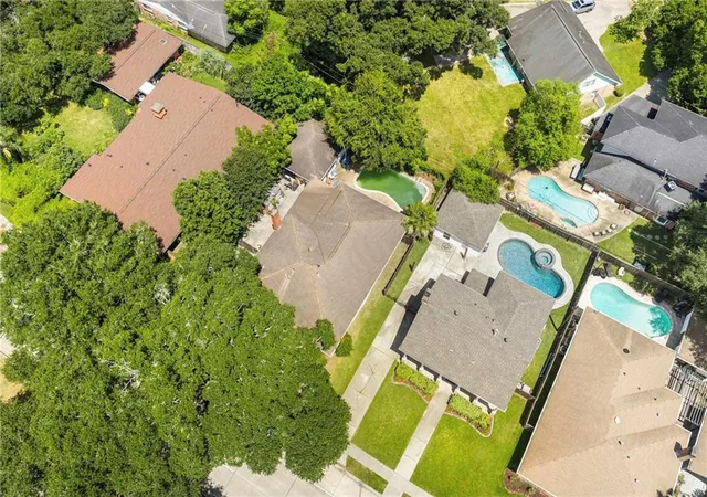 Photo 4 of Sale Pending at 5220 Macarthur Blvd, New Orleans, LA 70131 | MLS# 2573382 | Listing updated on 2026-08-25