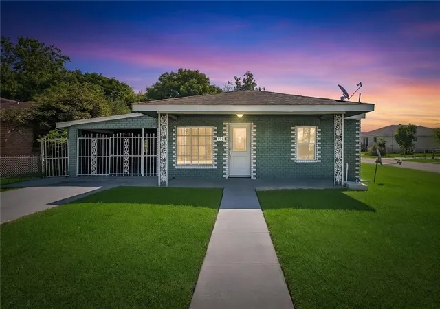 1st image of 1941 Estalote Ave, Harvey, LA 70058 | MLS# 2572242