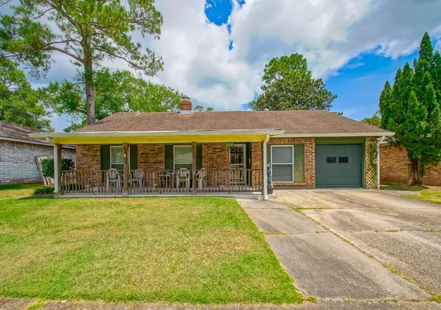 Photo 1 of Single family home for sale at 204 Rooks Dr, Slidell, LA 70458 | MLS# 2573475 | Listing updated on 2026-08-20