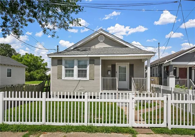 Photo 1 of Multi family home for sale at 530 530 1/2 Ave D, Westwego, LA 70094 | MLS# 2572774 | Listing updated on 2026-08-20