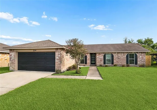 Photo 1 of Single family home for sale at 214 Scott Dr, Slidell, LA 70458 | MLS# 2573244 | Listing updated on 2026-08-21