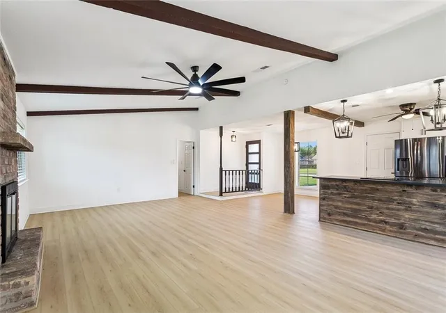 Photo 3 of Single family home for sale at 214 Scott Dr, Slidell, LA 70458 | MLS# 2573244 | Listing updated on 2026-09-23