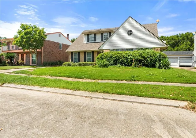 Photo 3 of Single family home for sale at 3764 Inwood Ave, New Orleans, LA 70131 | MLS# 2572024 | Listing updated on 2026-08-21