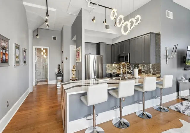 Photo 1 of Condo for sale at 1201 Canal St #452, New Orleans, LA 70112 | MLS# 2573056 | Listing updated on 2026-08-24