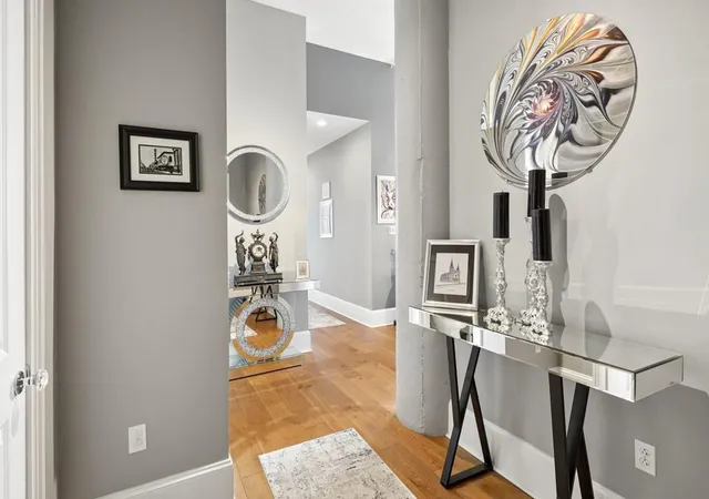 Photo 4 of Condo for sale at 1201 Canal St #452, New Orleans, LA 70112 | MLS# 2573056 | Listing updated on 2026-08-24