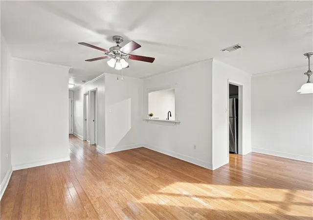 Listing Photo 4 - Condo for sale in building located at 213 Pineridge Ct, Mandeville, LA 70448 - Unit #213