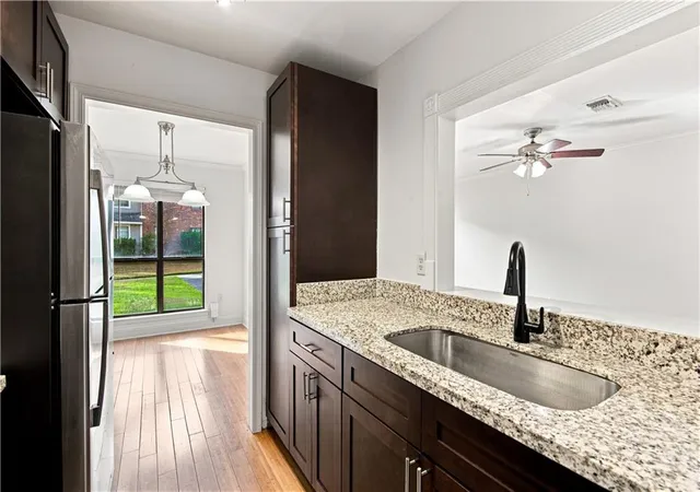 Listing Photo 5 - Condo for sale in building located at 213 Pineridge Ct, Mandeville, LA 70448 - Unit #213
