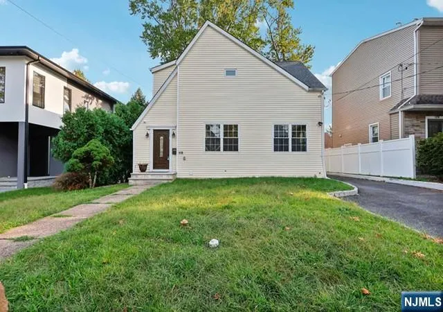 Photo 1 of Sale Pending at 118 Sunset Ln, Tenafly, NJ 07670 | MLS# 24029736 | Listing updated on 2026-07-22