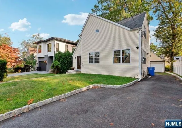 Photo 2 of Sale Pending at 118 Sunset Ln, Tenafly, NJ 07670 | MLS# 24029736 | Listing updated on 2026-07-22