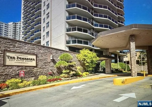 4th image of 2077 Center Ave #3F, Fort Lee, NJ 07024 | MLS# 25014989