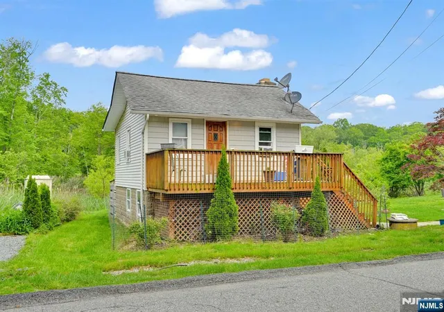 1st image of 3 Riverside Rd, Hewitt, NJ 07421 | MLS# 25035976