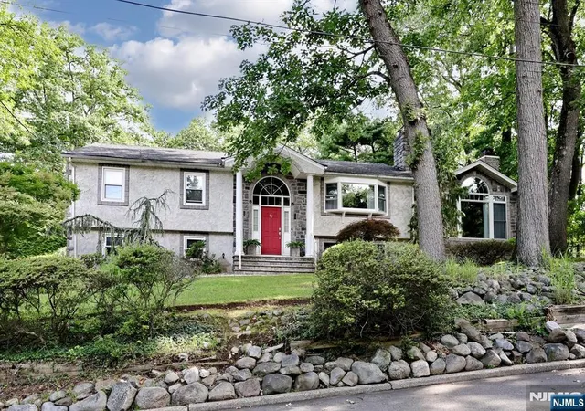Photo 2 of Sale Pending at 62 Leach, Park Ridge, NJ 07656 | MLS# 25041556 | Listing updated on 2026-08-21