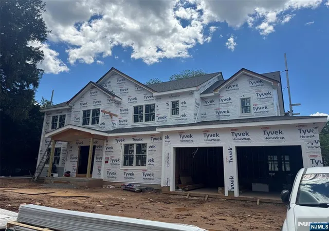Photo 1 of Sale Pending at 246 Lynn St, Harrington Park, NJ 07640 | MLS# 25042708 | Listing updated on 2026-09-30
