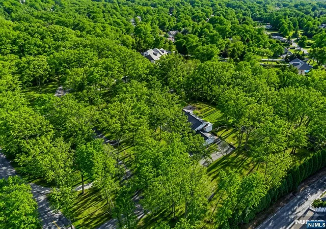 29th image of 32 Litchfield Wy, Alpine, NJ 07620 | MLS# 26002064
