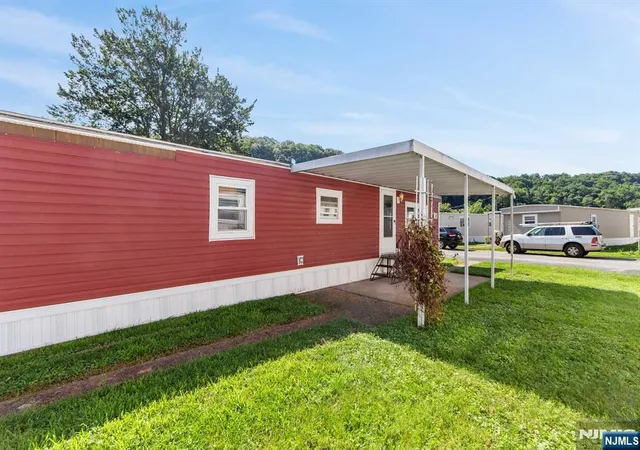 5th image of 190 #21 Us Hwy 46, Knowlton, NJ 07832 | MLS# 26005258