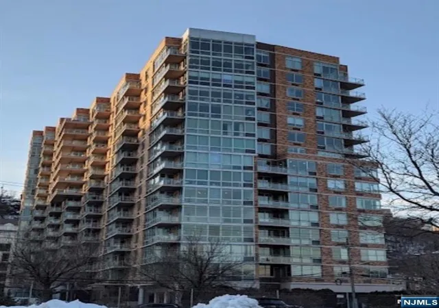 Photo 1 of Condo for sale at 316 Hudson Park, Edgewater, NJ 07020 | MLS# 26005897 | Listing updated on 2026-08-03