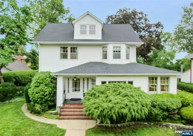 Single family home for sale at 694 Lotus Ave, Oradell, NJ 07649 | MLS# 26006389