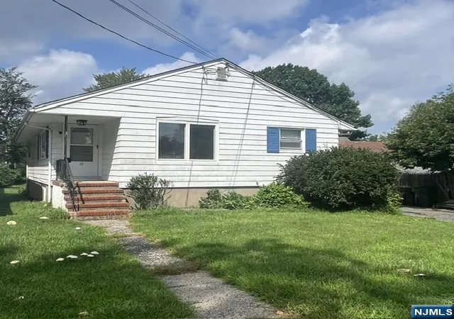 Photo 32 of Sale Pending at 18 Mckinley Pl, Bergenfield, NJ 07621 | MLS# 26007726 | Listing updated on 2026-09-01