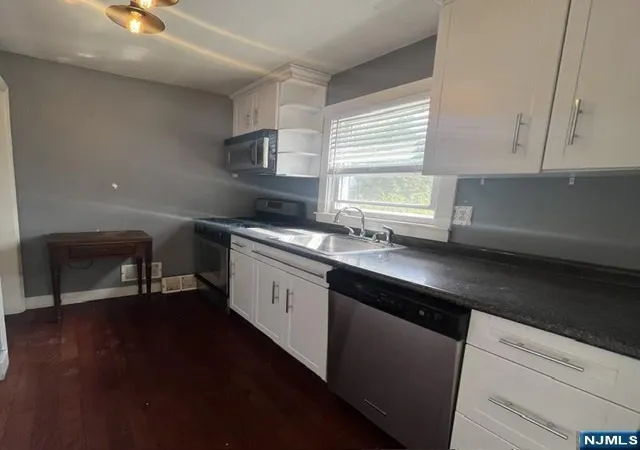 Photo 4 of Sale Pending at 18 Mckinley Pl, Bergenfield, NJ 07621 | MLS# 26007726 | Listing updated on 2026-09-01