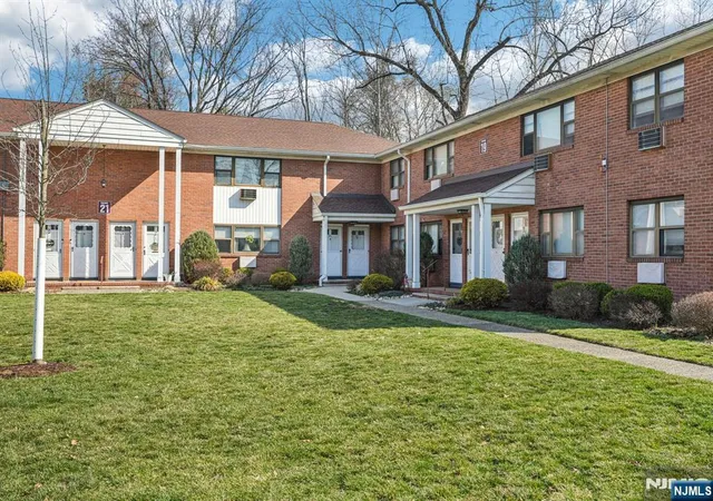 2nd image of 21 Colonial Dr #211, Little Falls, NJ 07424 | MLS# 26008157