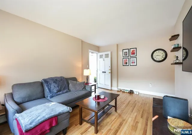 4th image of 21 Colonial Dr #211, Little Falls, NJ 07424 | MLS# 26008157