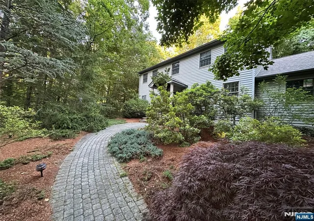 5th image of 7 Buckhaven, Hardyston, NJ 07460 | MLS# 26009385