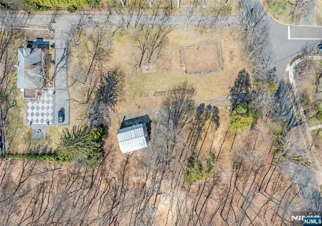 3rd image of 510 W Saddle River Rd, Ridgewood, NJ 07450 | MLS# 26009663