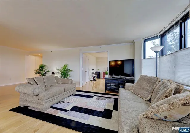 Photo 3 of Condo for sale at 700 Grove St #3Q, Jersey City, NJ 07310 | MLS# 26009726 | Listing updated on 2026-08-23