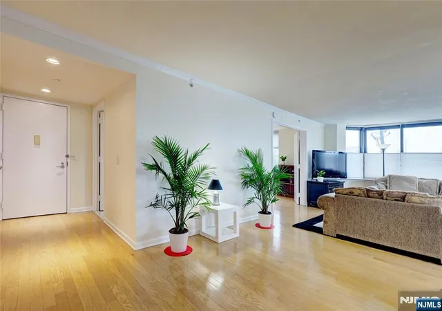 Photo 4 of Condo for sale at 700 Grove St #3Q, Jersey City, NJ 07310 | MLS# 26009726 | Listing updated on 2026-08-23