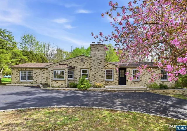 Photo 3 of Sale Pending at 356 North Rd, Chester Township, NJ 07930 | MLS# 26010379 | Listing updated on 2026-08-28
