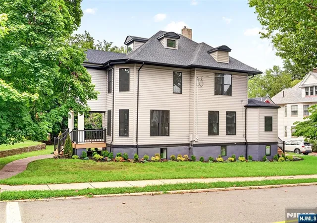 Photo 2 of Single family home for sale at 447 Queen Anne Rd, Teaneck, NJ 07666 | MLS# 26010476 | Listing updated on 2026-07-19