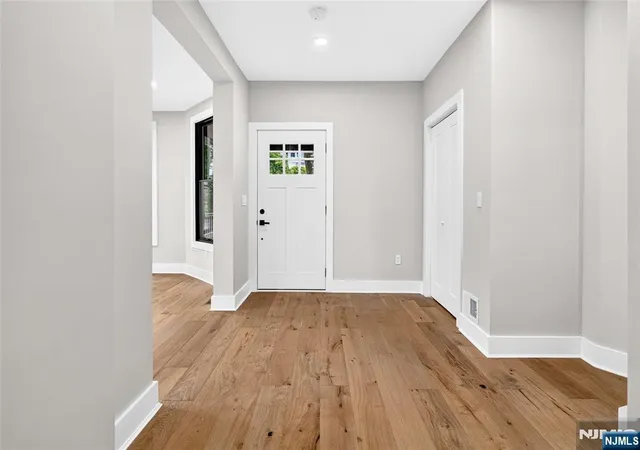 Photo 4 of Single family home for sale at 447 Queen Anne Rd, Teaneck, NJ 07666 | MLS# 26010476 | Listing updated on 2026-07-19