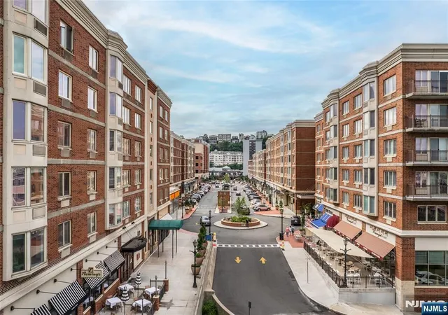 2nd image of 6408 City Pl, Edgewater, NJ 07020 | MLS# 26011698