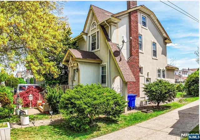 Photo 2 of Single family home for sale at 90 Union Ave, Paterson, NJ 07502 | MLS# 26012515 | Listing updated on 2026-07-23