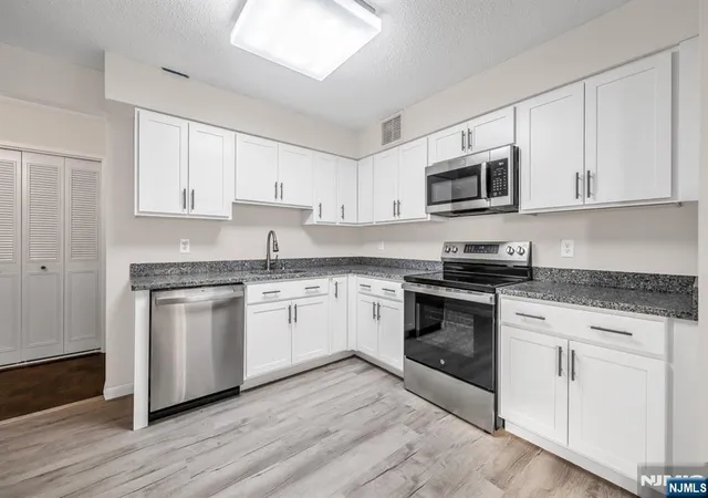 Photo 2 of Condo for sale at 326 Prospect Ave #6J, Hackensack, NJ 07601 | MLS# 26012589 | Listing updated on 2026-08-17