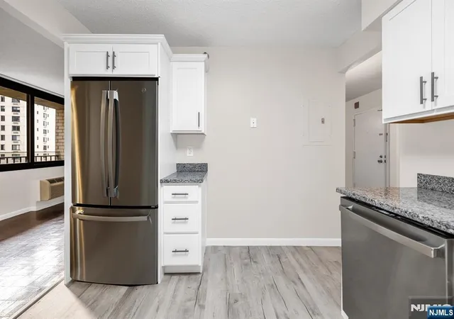 Photo 3 of Condo for sale at 326 Prospect Ave #6J, Hackensack, NJ 07601 | MLS# 26012589 | Listing updated on 2026-08-17