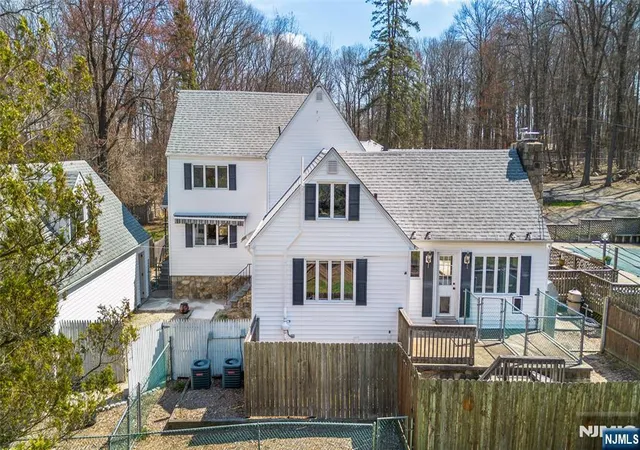2nd image of 8 Stonehedge Ln, Andover Boro, NJ 07821 | MLS# 26012920