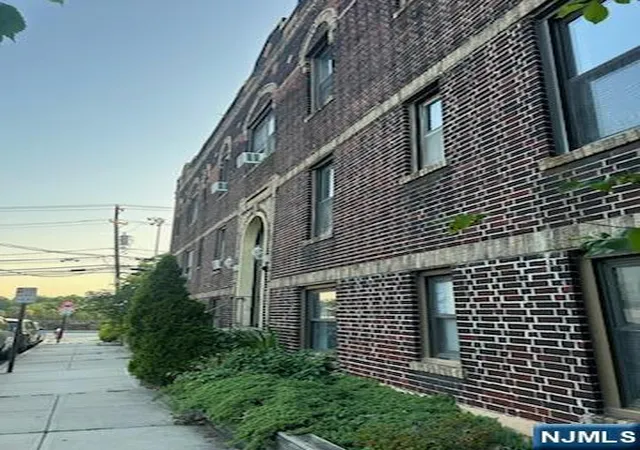 Photo 3 of Condo for sale at 400 Woodcliff Ave, North Bergen, NJ 07047 | MLS# 26013278 | Listing updated on 2026-07-21