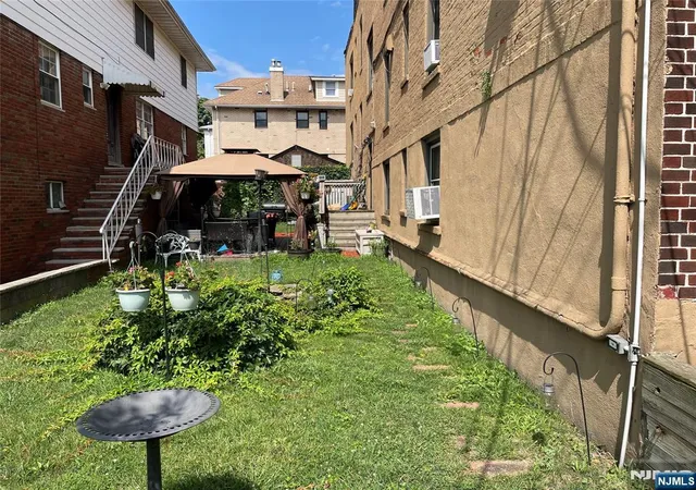Photo 4 of House for sale at 400 Woodcliff Ave, North Bergen, NJ 07047 | MLS# 26013278 | Listing updated on 2026-07-21