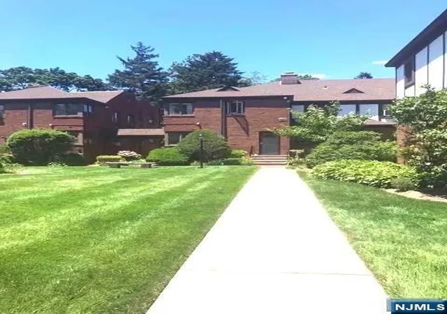 2nd image of 520 Broad Ave #11, Englewood, NJ 07631 | MLS# 26013427