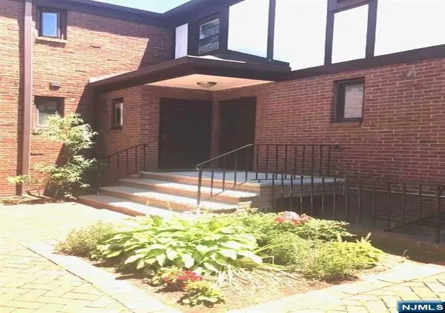 Photo 3 of Condo for sale at 520 Broad Ave #11, Englewood, NJ 07631 | MLS# 26013427 | Listing updated on 2026-07-15